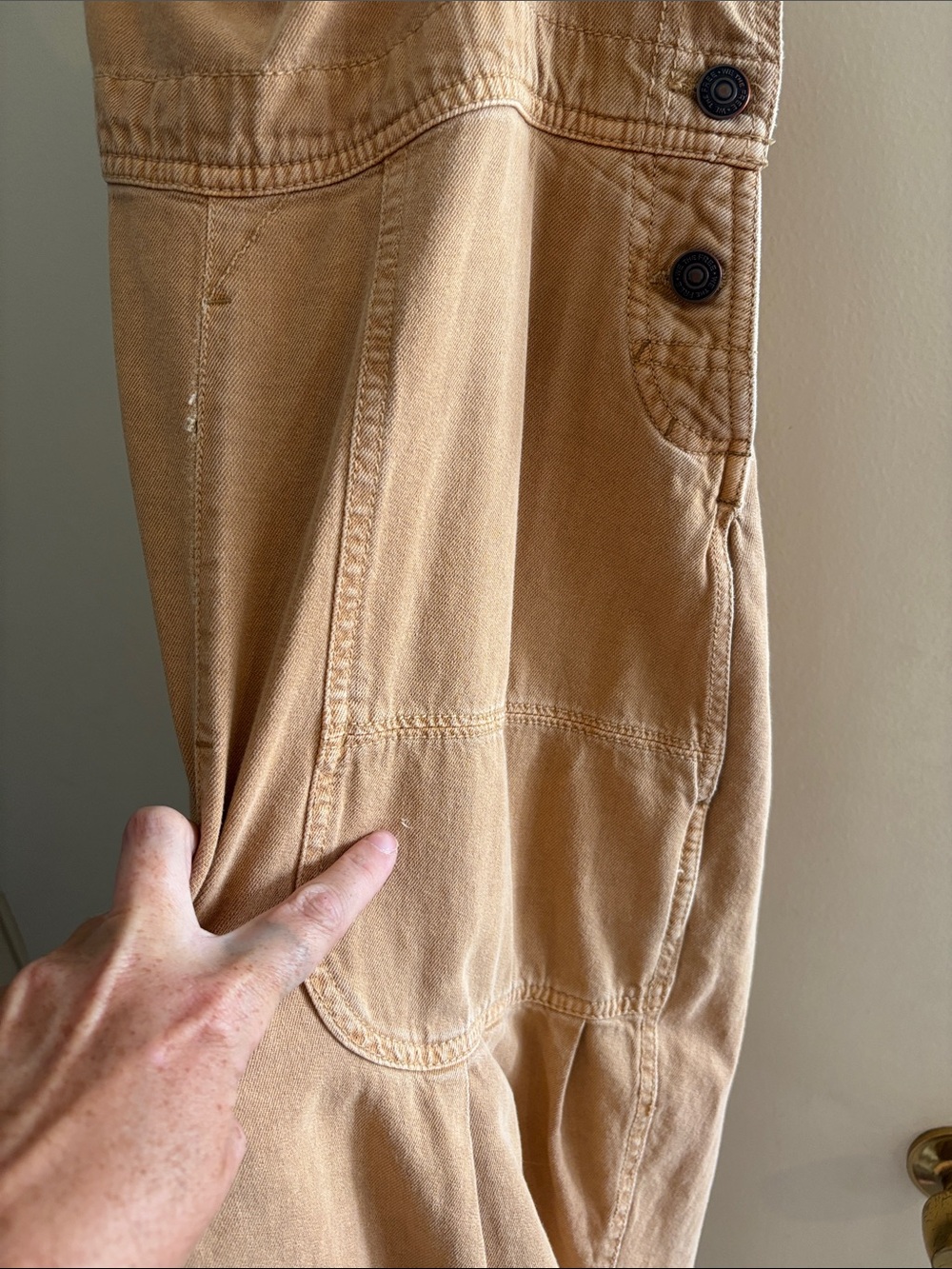 FREE PEOPLE FELIX TAPERED OVERALLS🌾👩🏻🌾*FLAWS - Picture 7 of 9